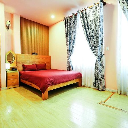 Dalat Flowery Hotel & Coffee Bagian luar foto