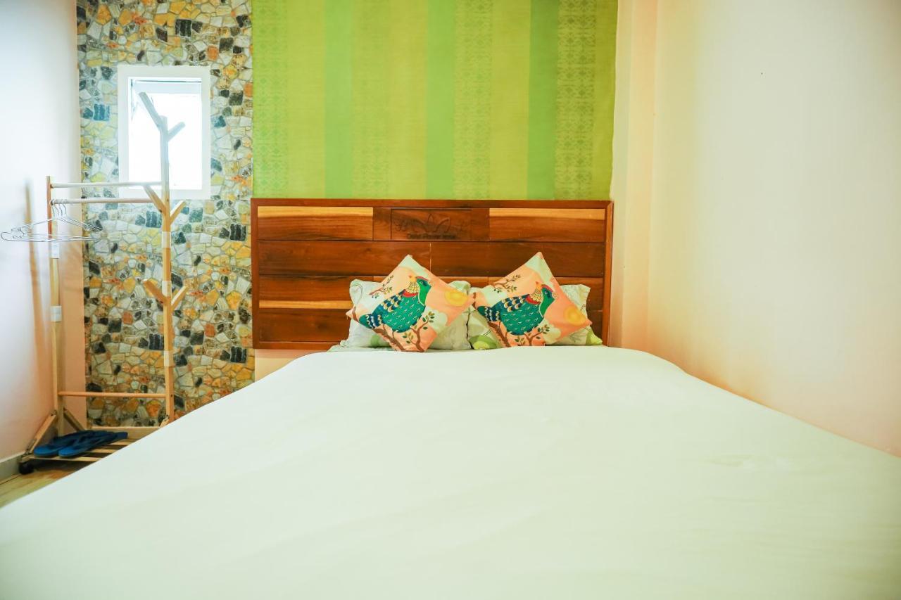 Dalat Flowery Hotel & Coffee Bagian luar foto
