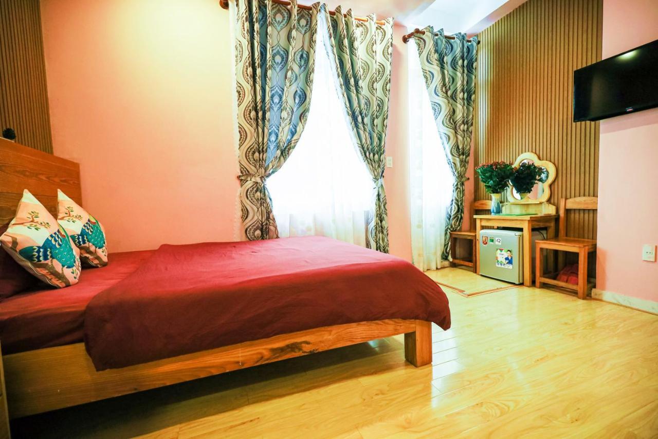 Dalat Flowery Hotel & Coffee Bagian luar foto